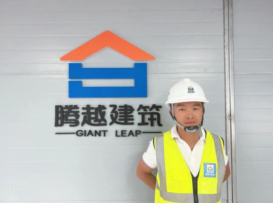 先锋人物|相伴12年，从“人民卫士”到“华体会手机网页版登录入口_华体会(中国)铁军”